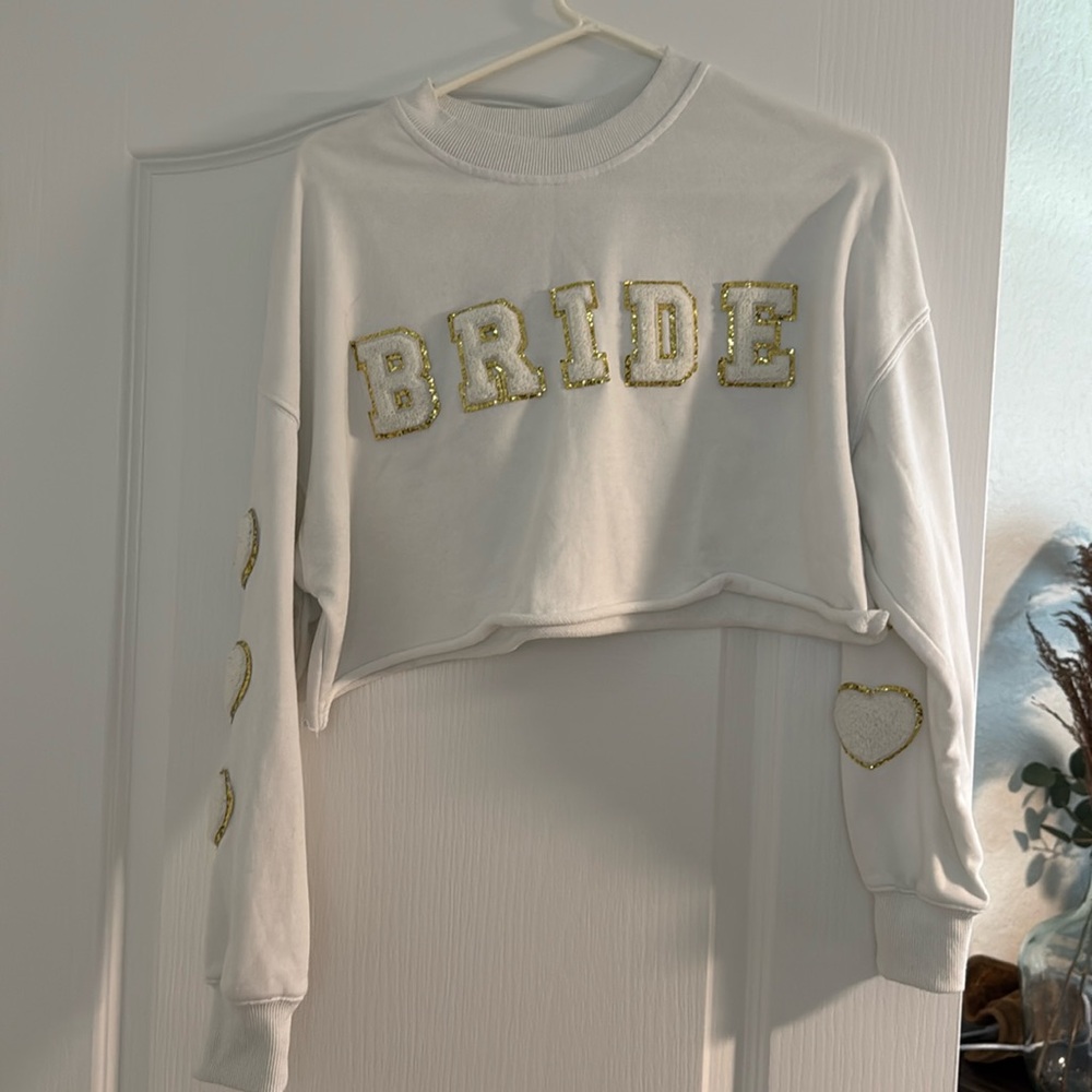 Bride crop sweater